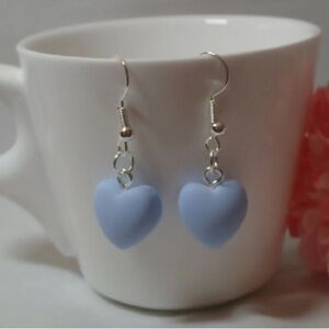 NWT - Cute Little Resin 3D dangle earrings set (.5x.5 inches) Light Blue